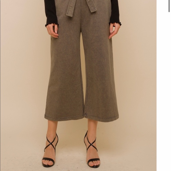 🆕Charcoal French Terry Paperbag High Waist Wide Leg Pant Hem & Thread S, M & L - Picture 2 of 15